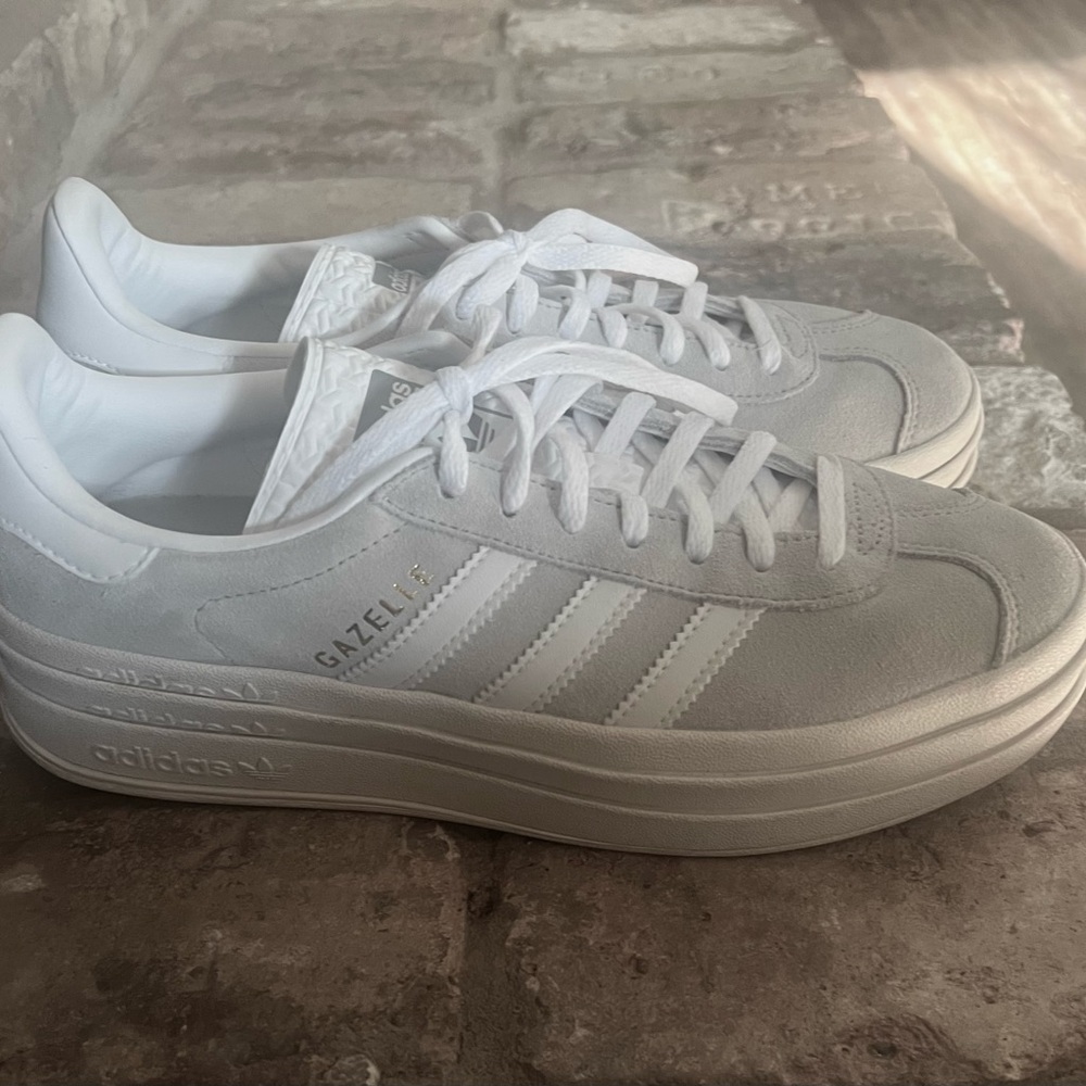 NEW Adidas Gazelle Bold Grey & White Sneaker